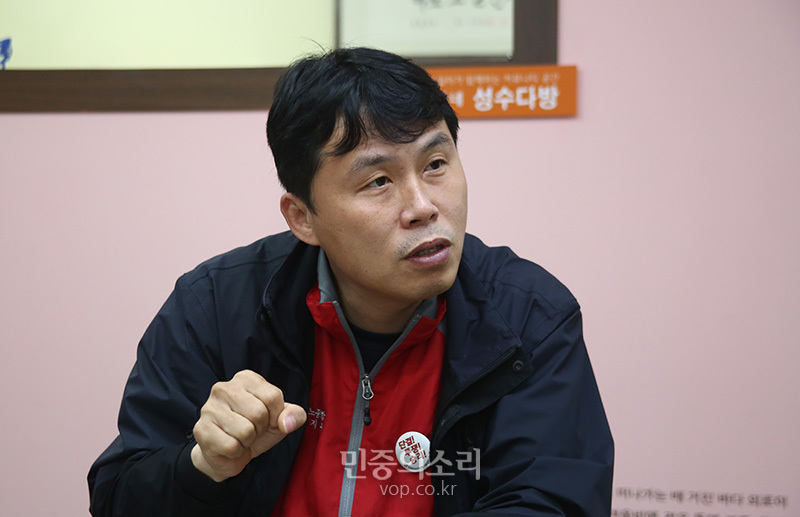 [노동자 열전②] 35년 제화노동자 박완규 “반도체 전기차 기술만 중요하고, 제화 기술은 필요 없나요?”
